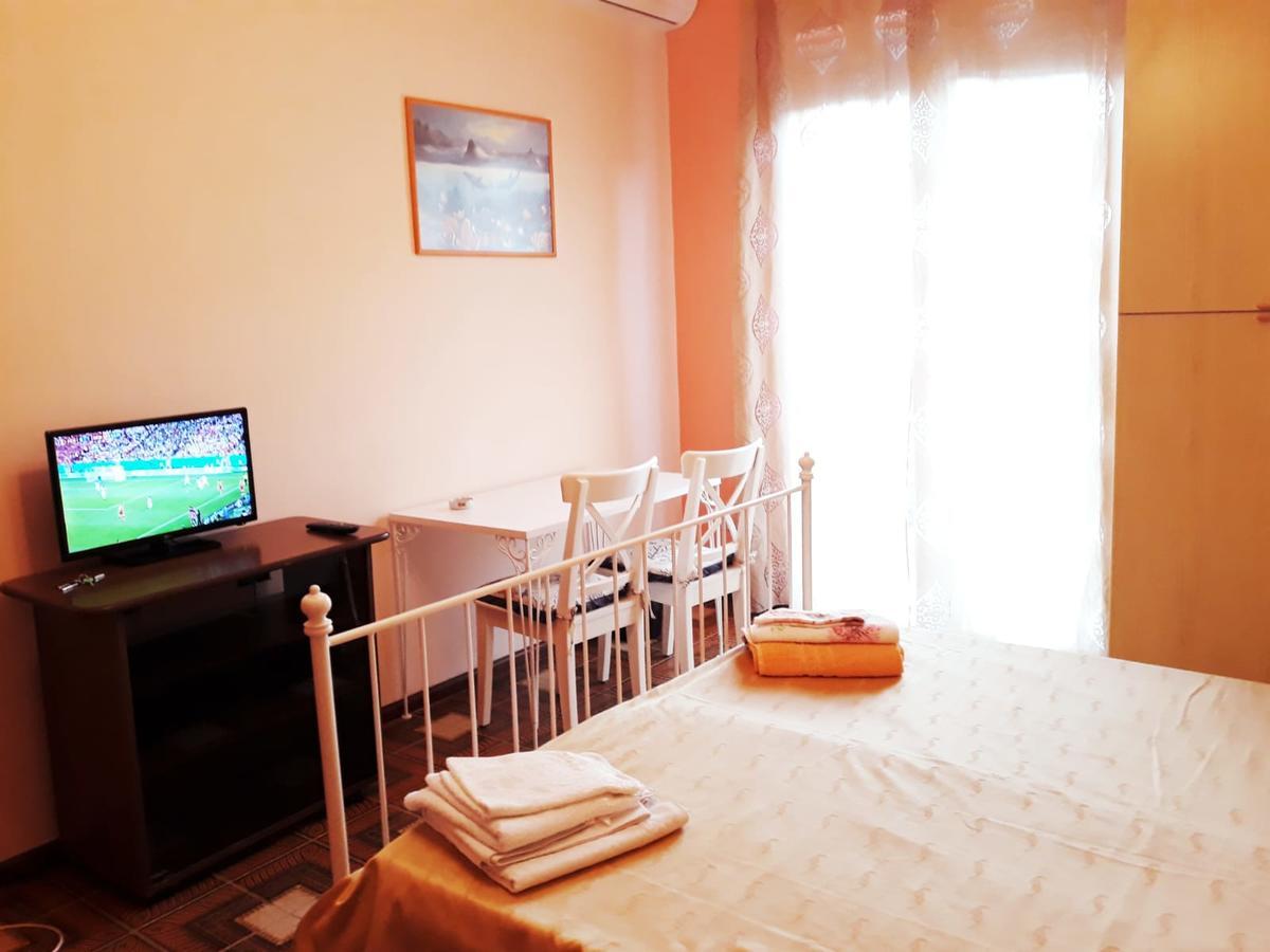 Stella Marina Bed & Breakfast Giardini Naxos Ngoại thất bức ảnh